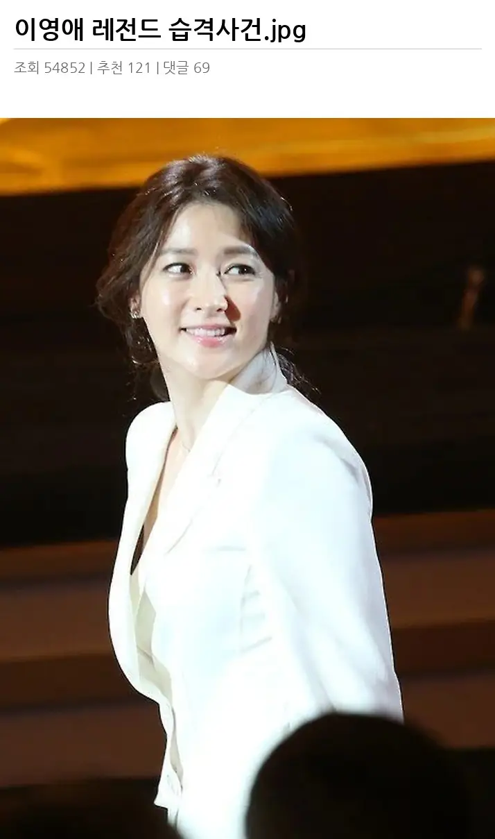 A3062943_02.webp